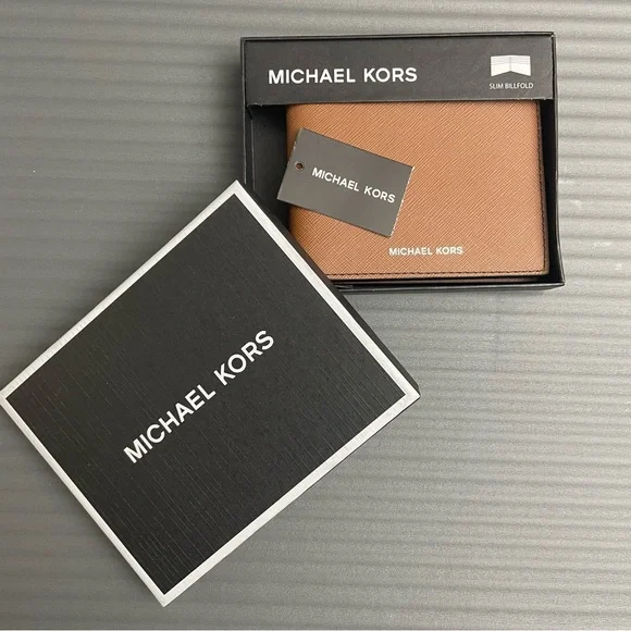 Michael Kors Andy Men’s Slim Billfold Wallet Brown NIB 6 Card Slots Luxury Gift